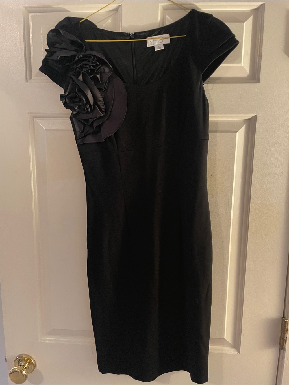 Jessica Simpson Black Cap-Sleeve Midi Dress with Rosette Shoulder
